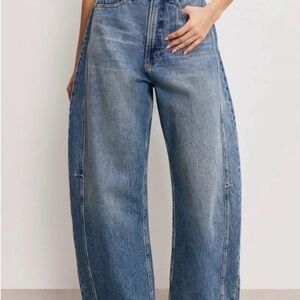 Good American Extreme Barrel Jeans